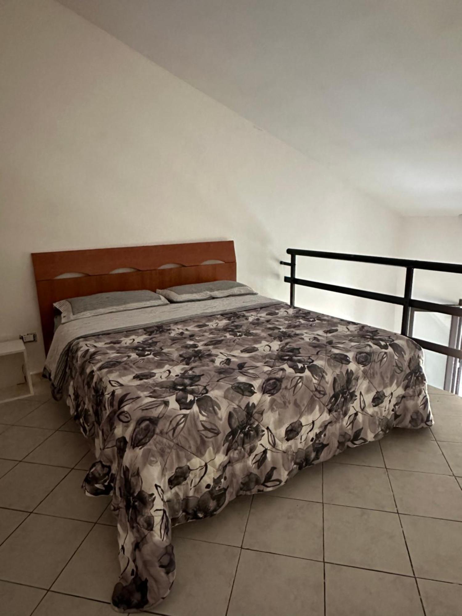 Bilocale Standard A Prato Apartment Прато Екстериор снимка